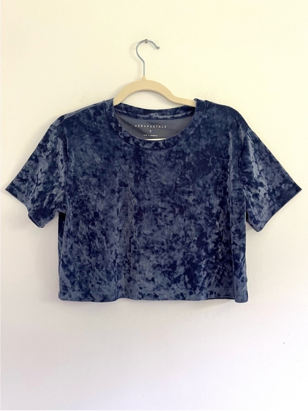 Aeropostale Crushed Velvet Blue Cropped Crewneck Tee T-shirt Y2K Retro Soft Goth